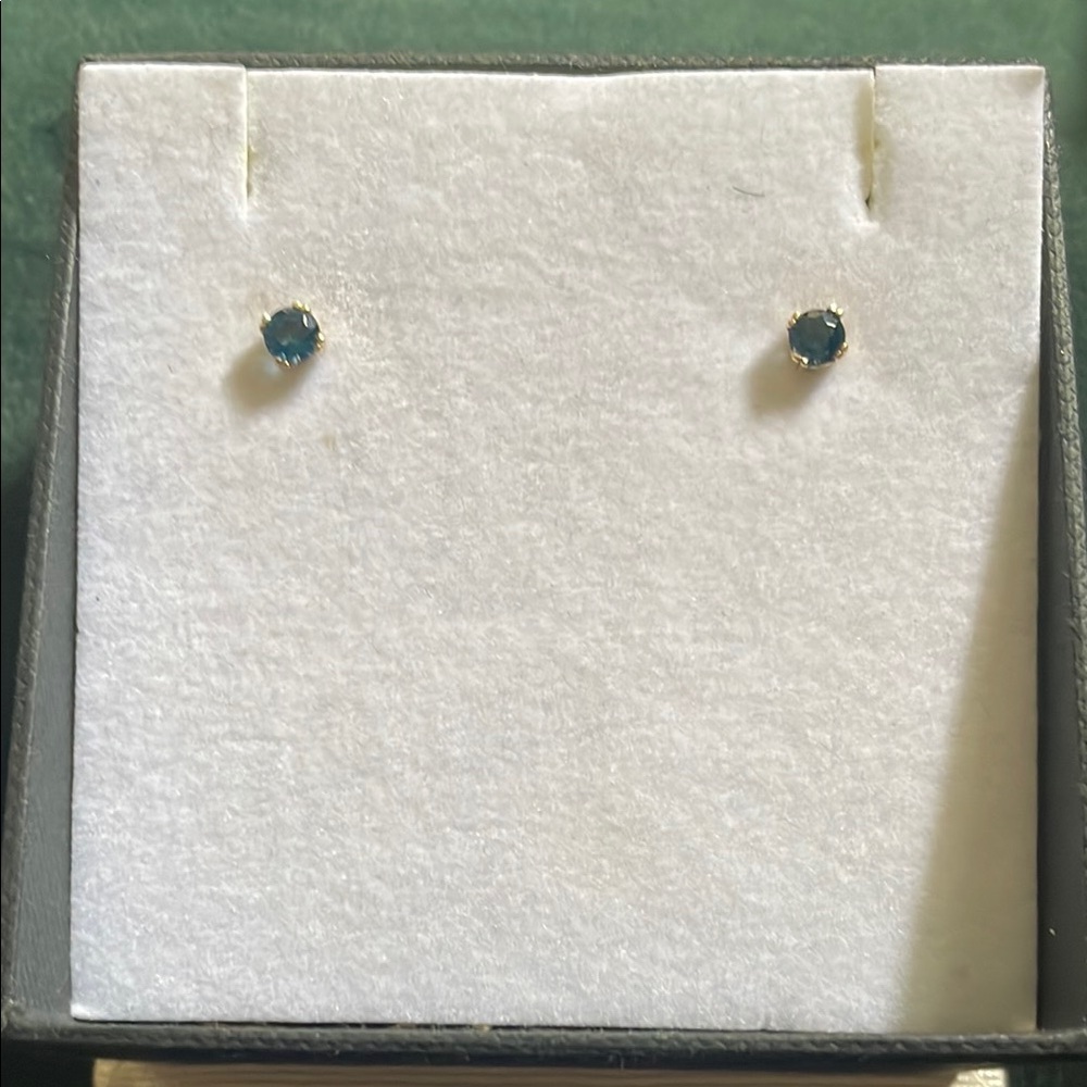 Elegant London blue solid 14k Stud Earrings screw back